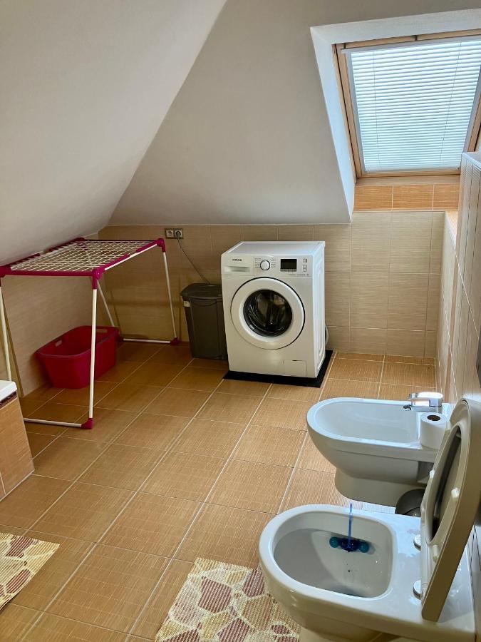 Sebastian Apartments Тршебонь Экстерьер фото