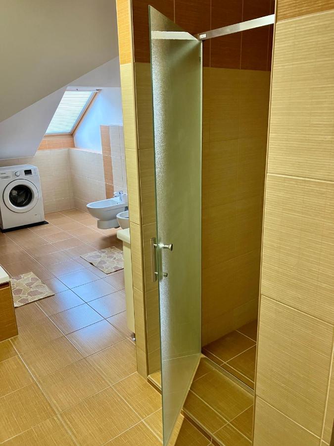 Sebastian Apartments Тршебонь Экстерьер фото